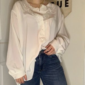 [SOLD] Vintage K.B. Lawrence Embroidered Blouse